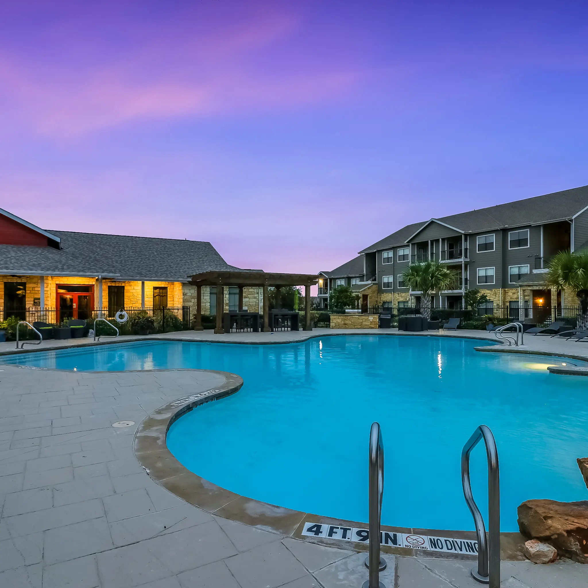 Home Republic Deer Creek Apartments